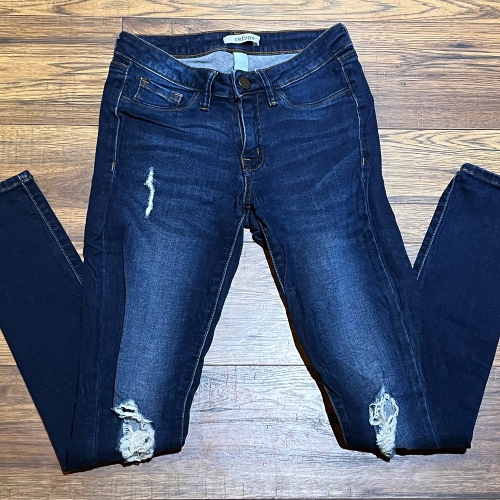 Refuge Destroyed Jean Leggings Size 2